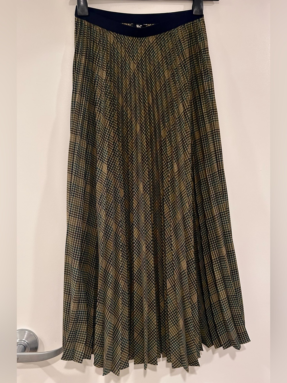 Uniqlo C Collection Olive and Dark Brown Accordion Pleated Skirt